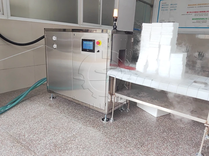 Dry ice blocks production